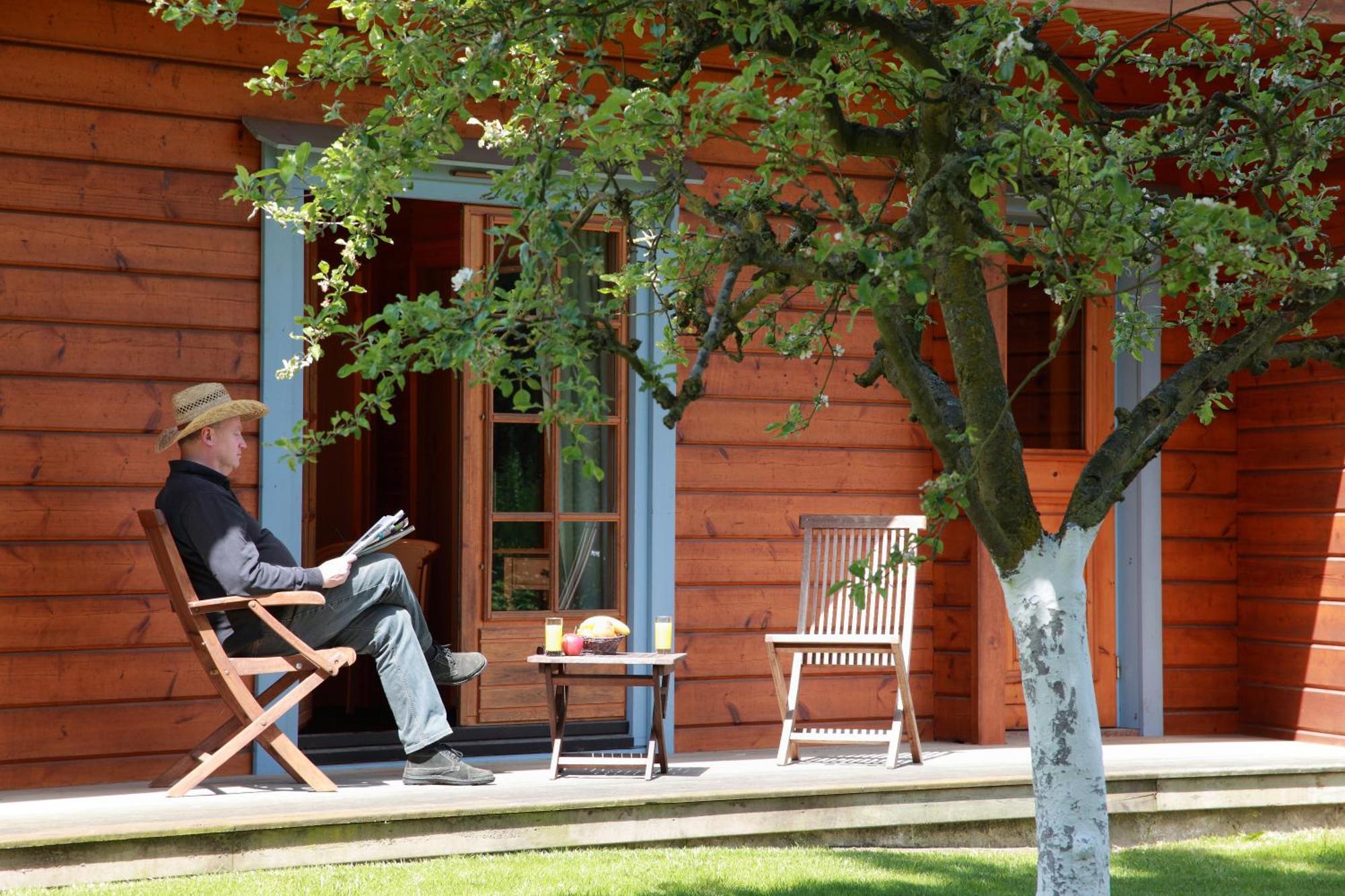 Logis - Hotel & Restaurant Les Trois Fontaines Marconne Bagian luar foto